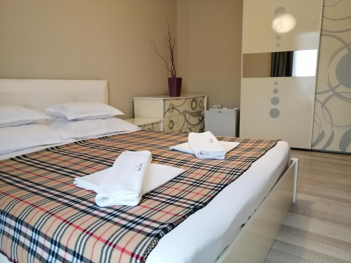 Apartments And Rooms Grand Palazzo ブドヴァ エクステリア 写真