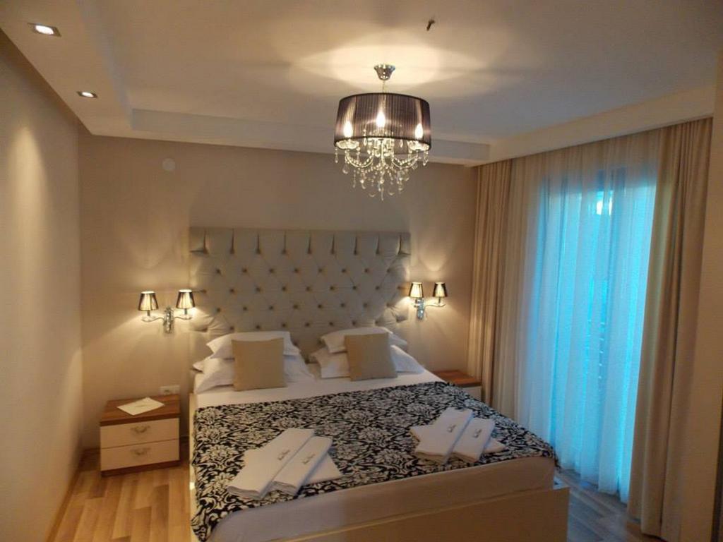 Apartments And Rooms Grand Palazzo ブドヴァ 部屋 写真
