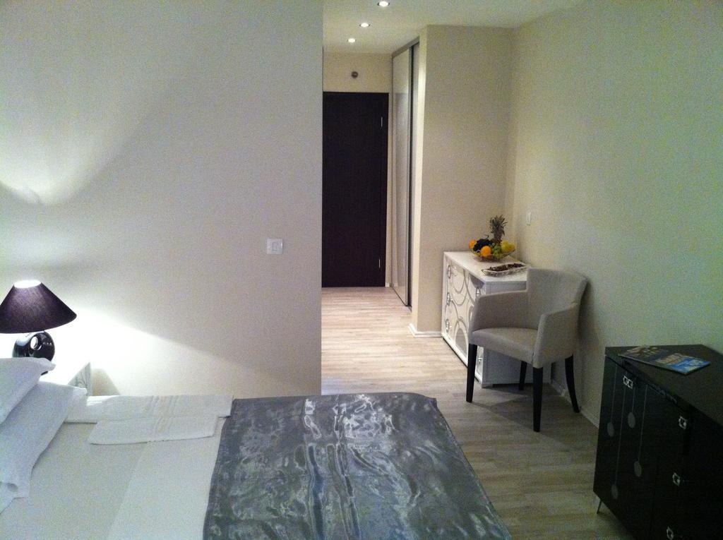 Apartments And Rooms Grand Palazzo ブドヴァ 部屋 写真