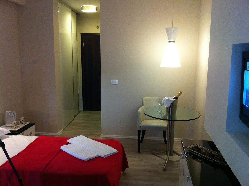 Apartments And Rooms Grand Palazzo ブドヴァ 部屋 写真