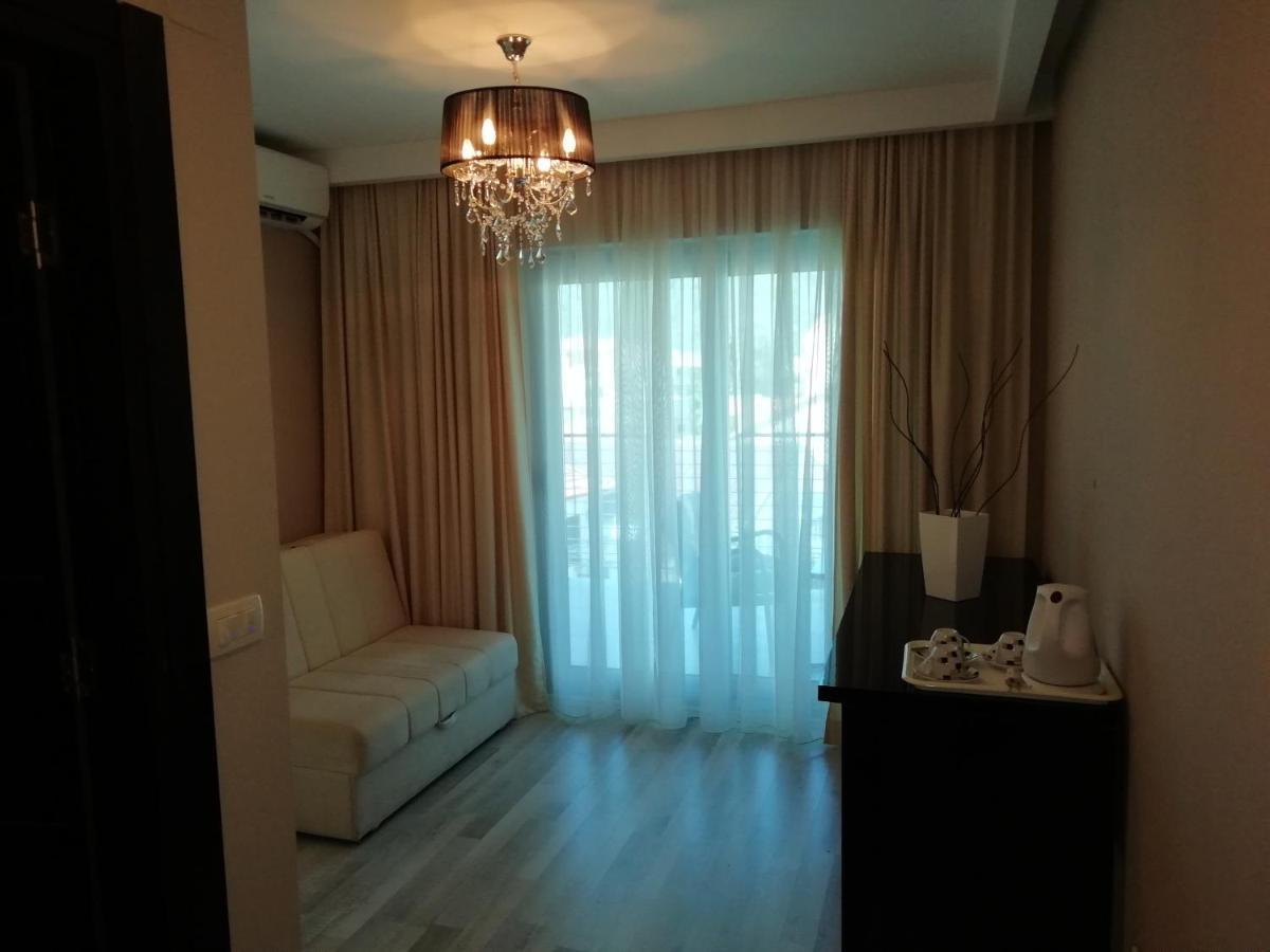 Apartments And Rooms Grand Palazzo ブドヴァ エクステリア 写真