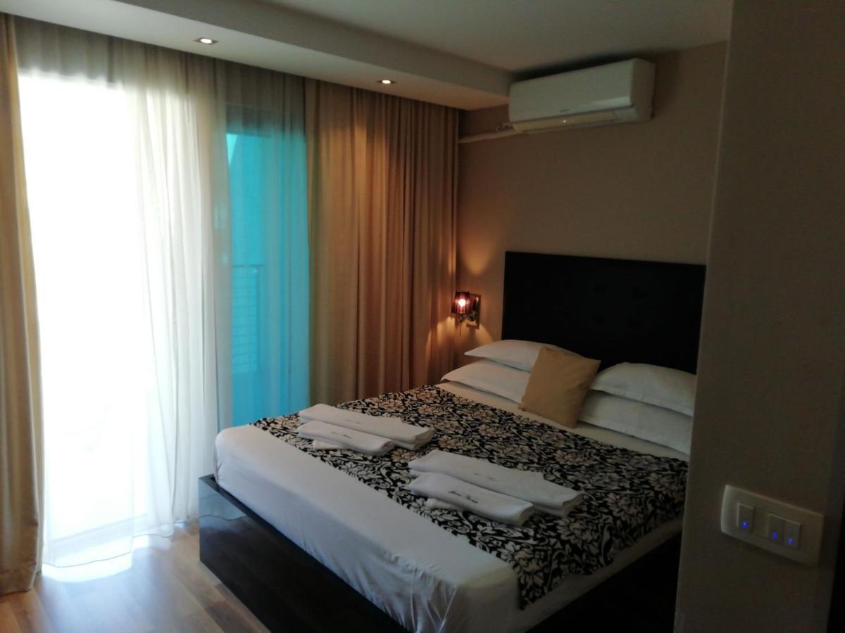 Apartments And Rooms Grand Palazzo ブドヴァ エクステリア 写真
